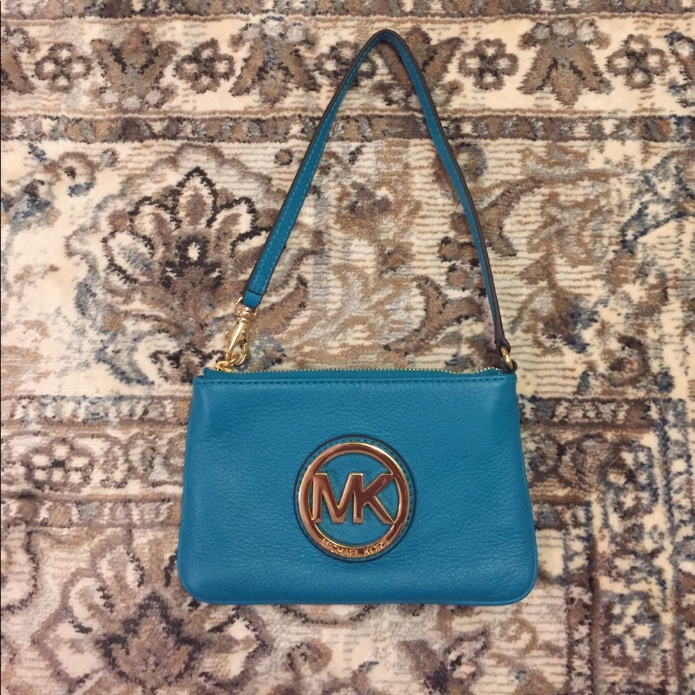 Authentic Michael Kors wristlet