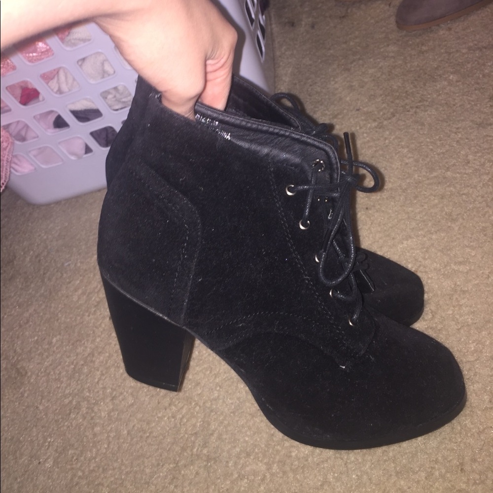 Black Booties NWOT 🔥😍🔥