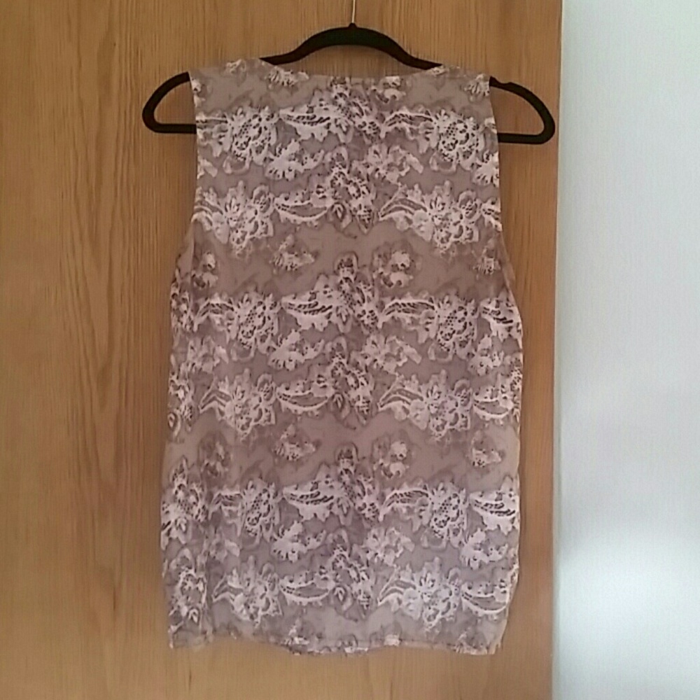 Loft Sleeveless Shell - Picture 2 of 3