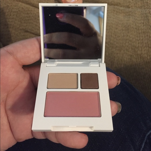Clinique Other - Clinique eyeshadow