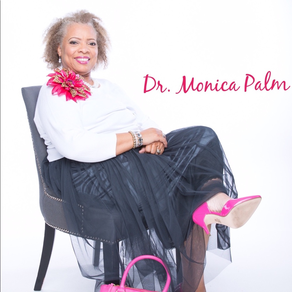 Meet your Posher, Monica