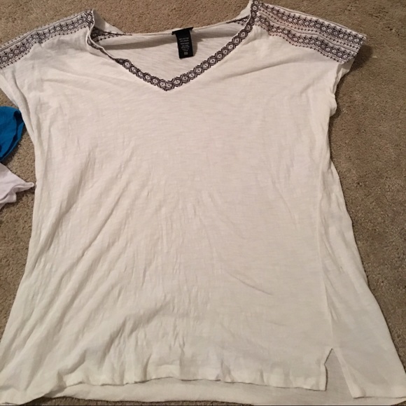 Top - Picture 1 of 1