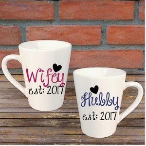 Wifey and /or hubby coffee cups.