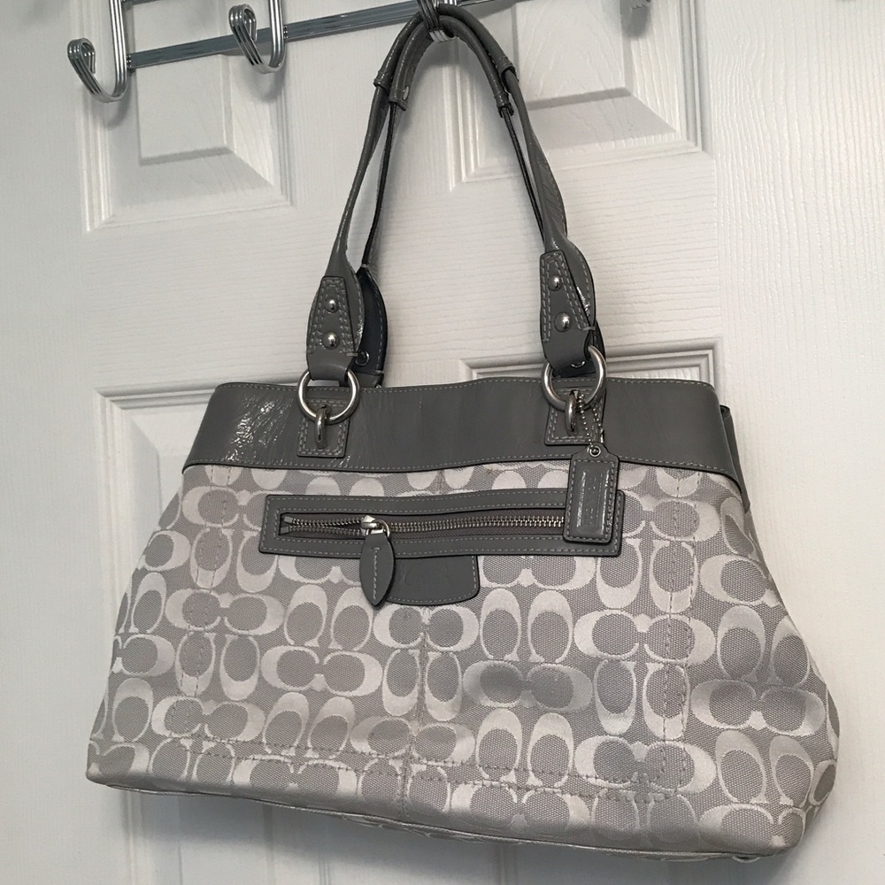 Coach Bag - Picture 2 of 3
