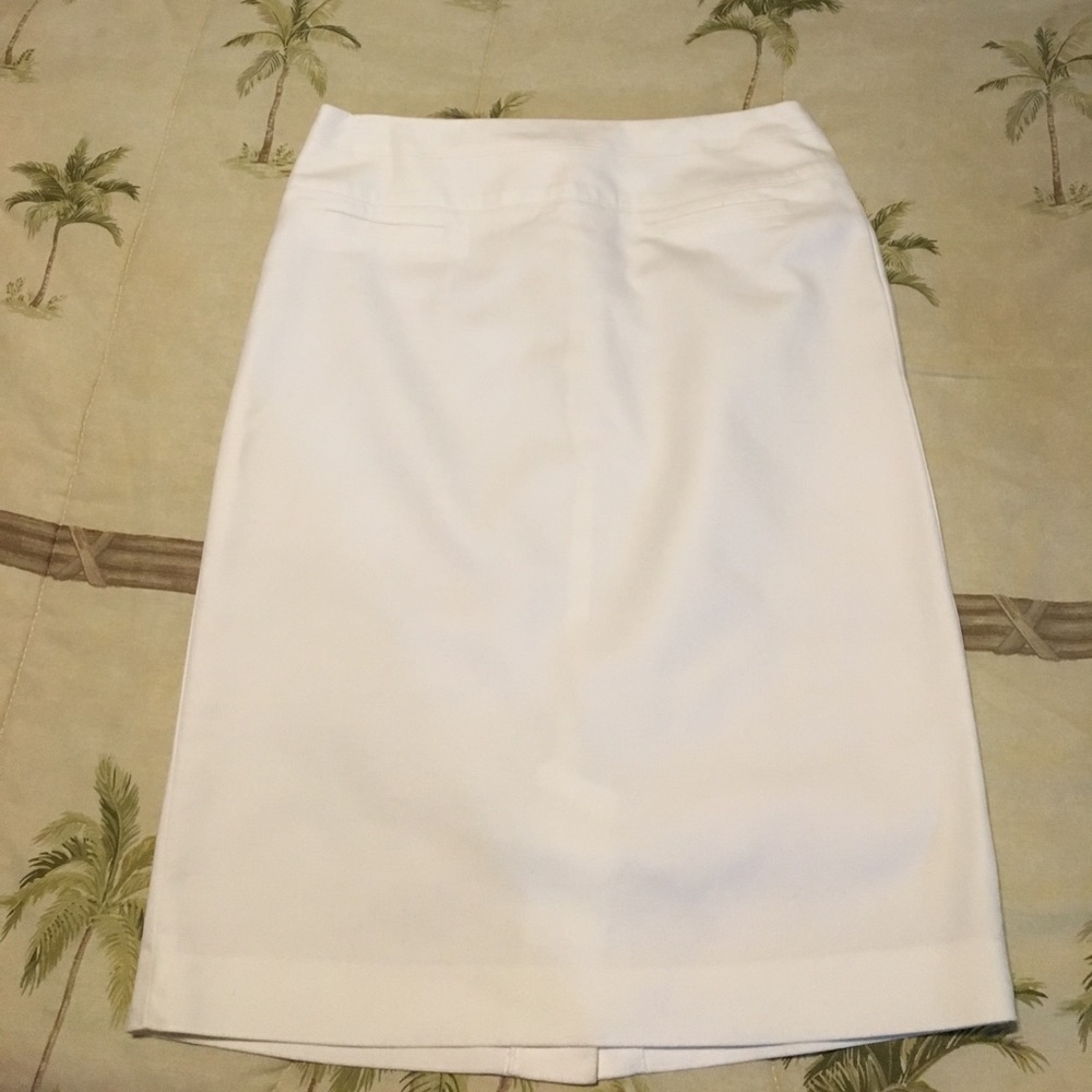 Alice Hope White pencil skirt