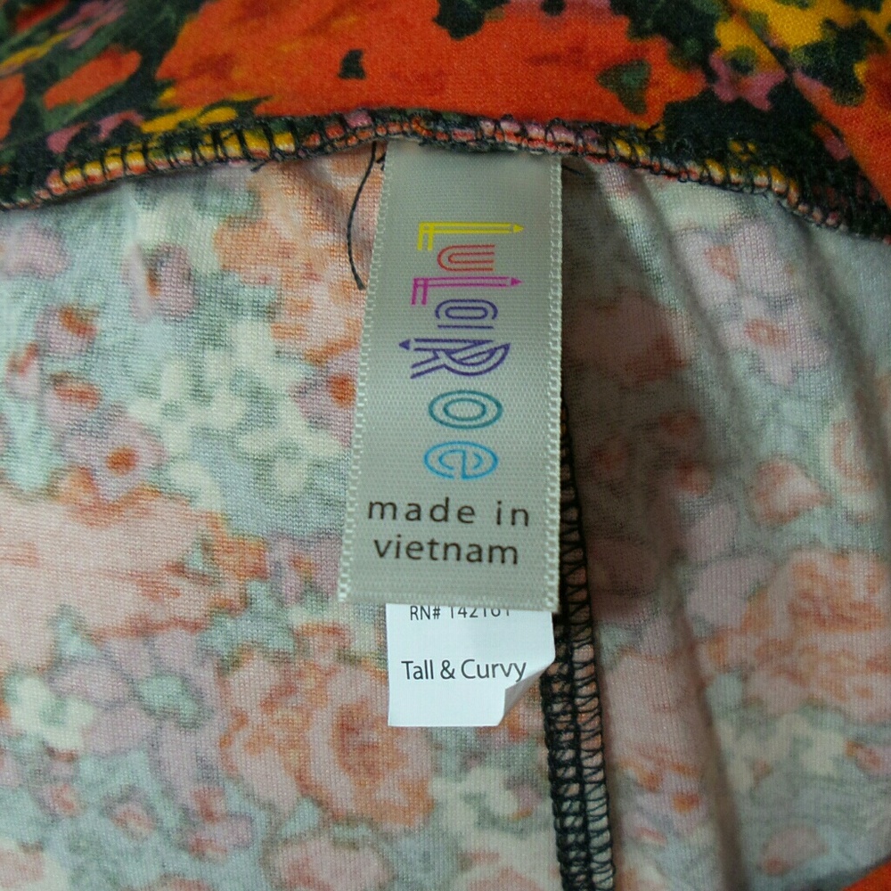 NWOT Lularoe TC floral leggings - Picture 2 of 2