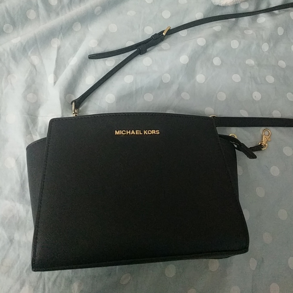 Micheal kors selma small bag