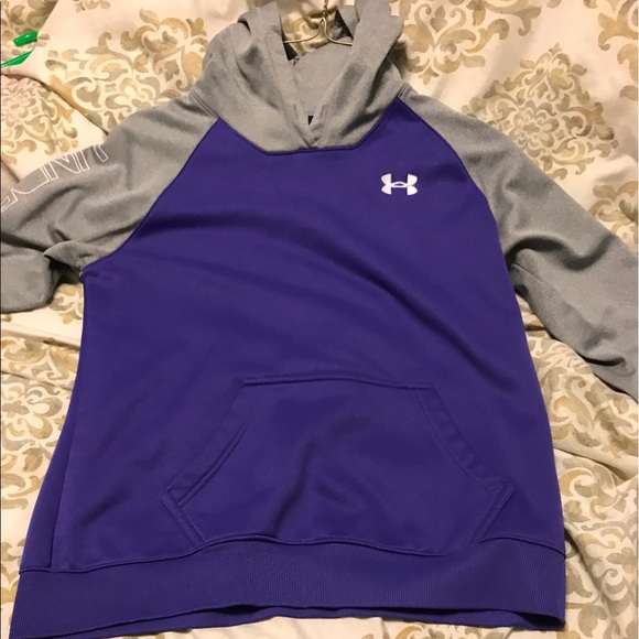 Under Armour Tops - Under Armour Hoodie Medium