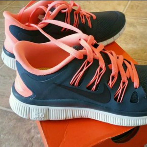 Nike Sneakers - Picture 2 of 2