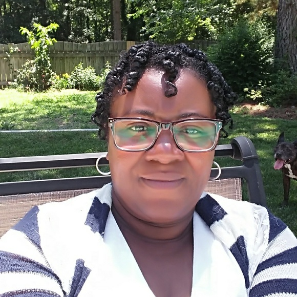 Meet your Posher, Cadella - Picture 1 of 1