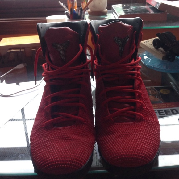 Kobe 9s - Picture 2 of 3