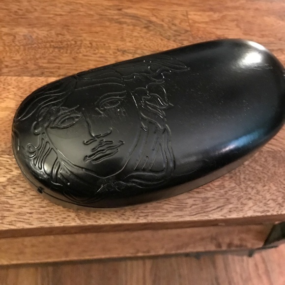 Versace sunglasses - Picture 4 of 4