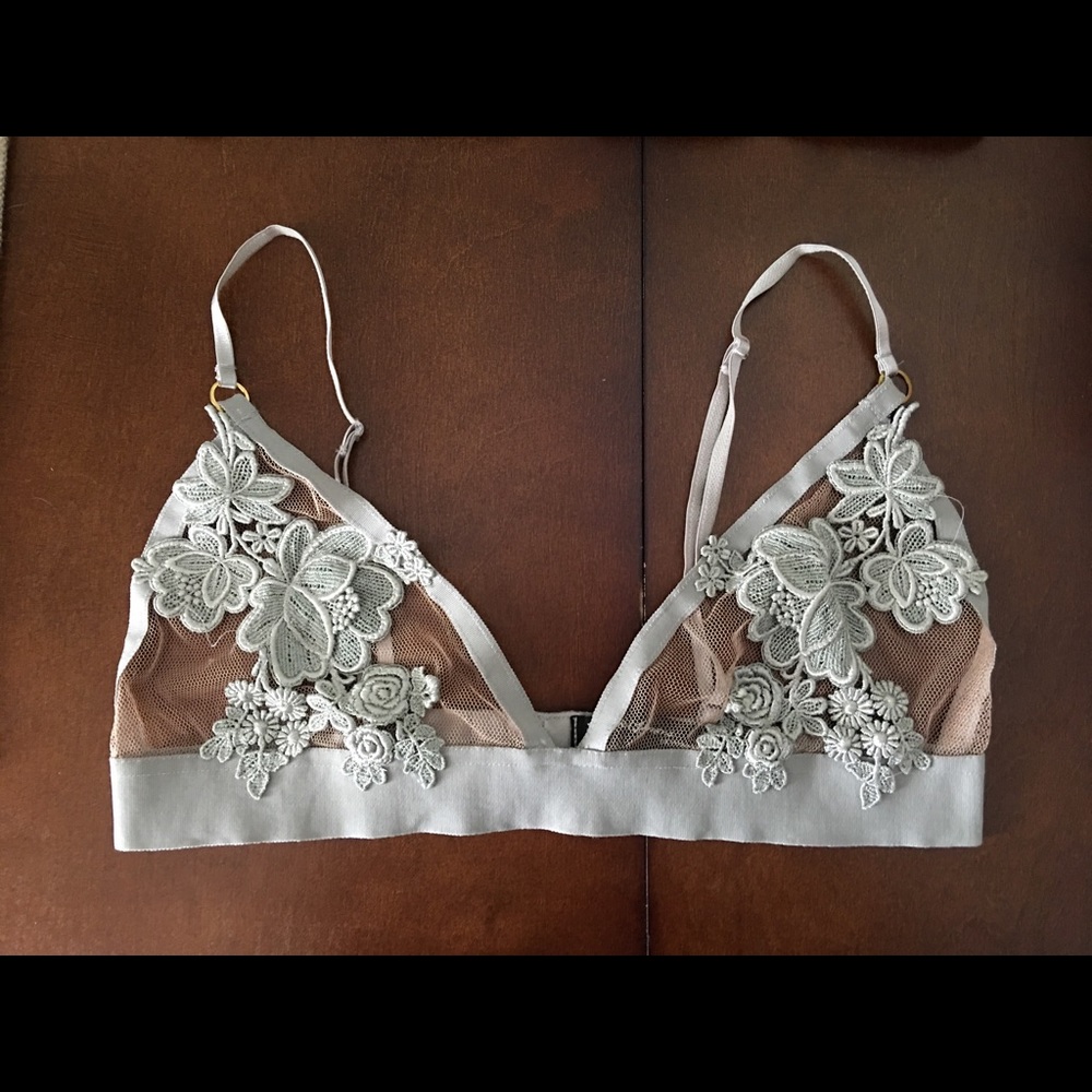 For Love and Lemons Skivvies Bra Sz Large