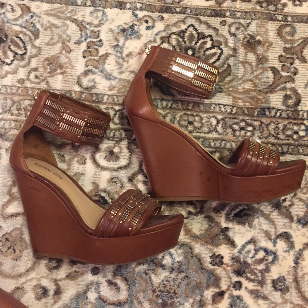 Gianni Bini wedges