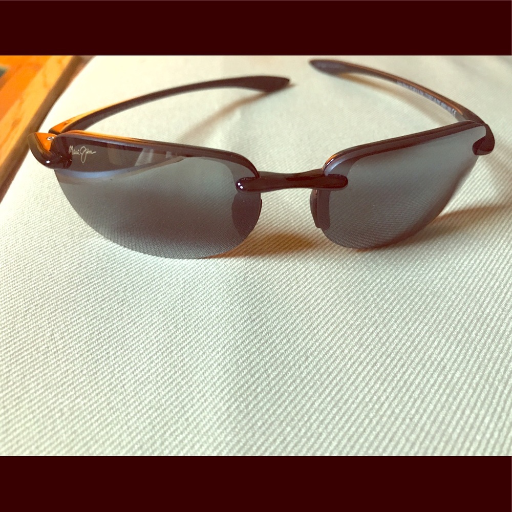 MJ Sport Maui Jims brand new