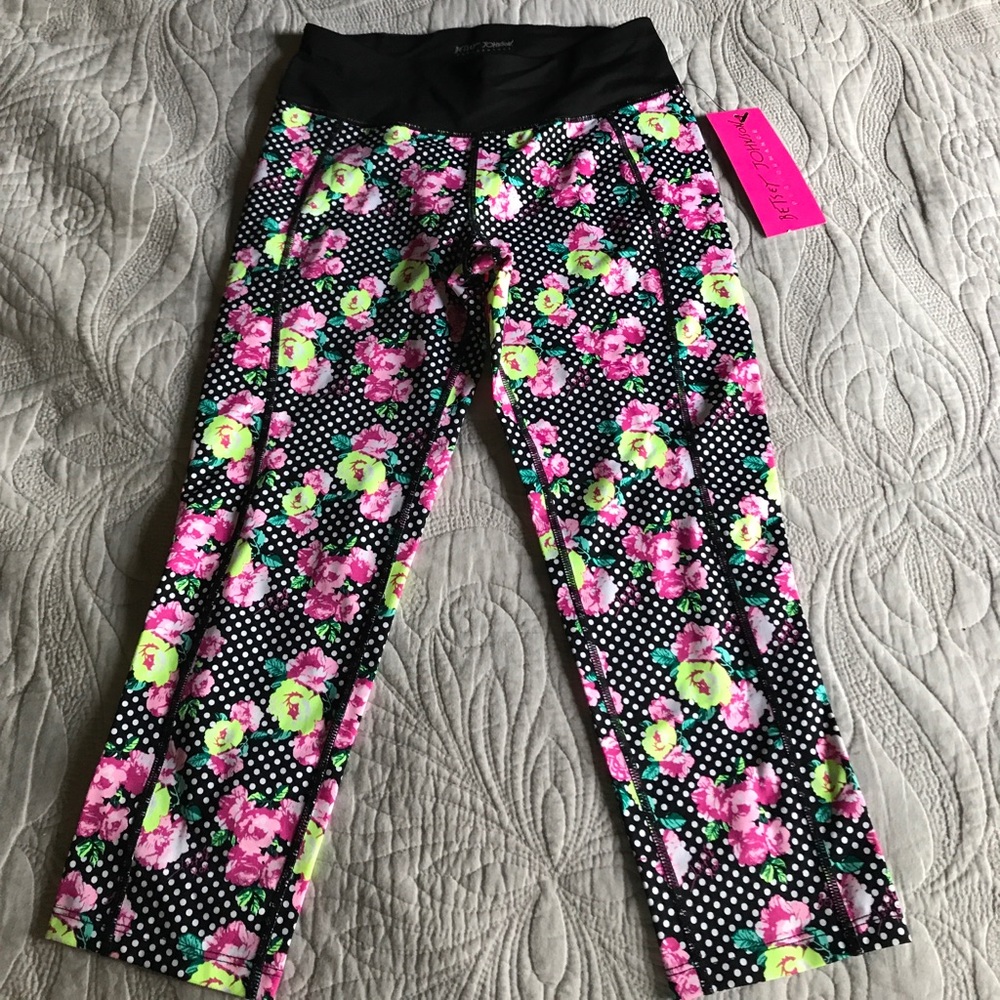 Betsey Johnson workout cropped leggings