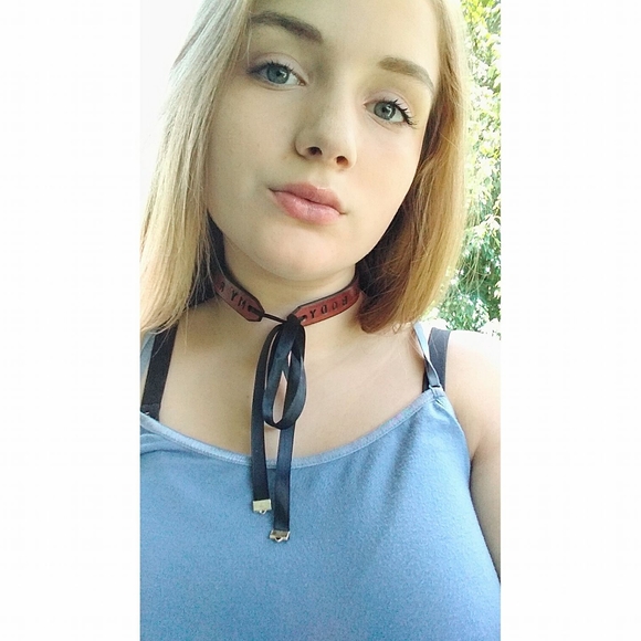 Meet your Posher, Marissa - Picture 1 of 1