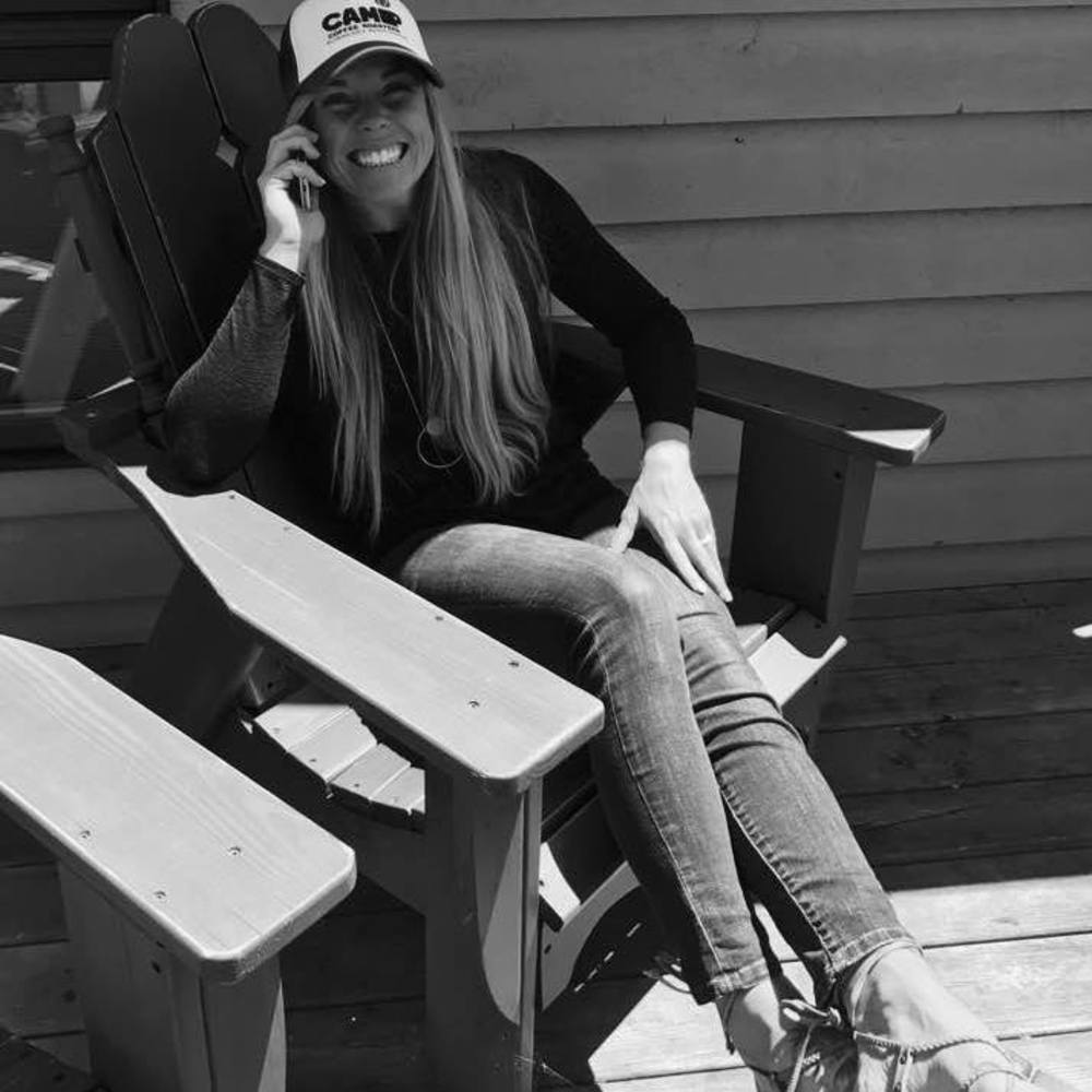 Meet your Posher, Niki