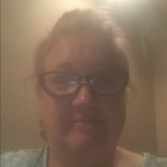 Meet your Posher, Lyndi - Picture 1 of 1