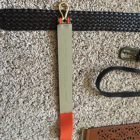 SOLD - Picture 4 of 8