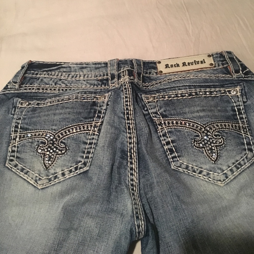 Jeweled Rock Revival capris