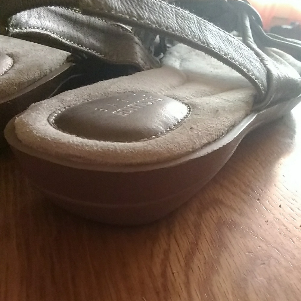 Basic editions sandals - Picture 7 of 7