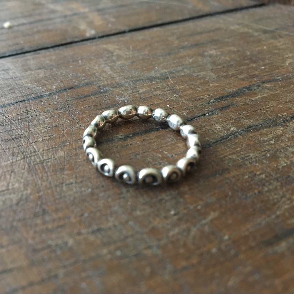 Pandora ring
