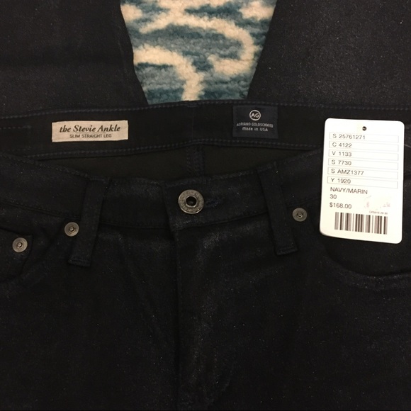 AG Stevie Ankle size 30 jeans with shimmer. NWT 🎉