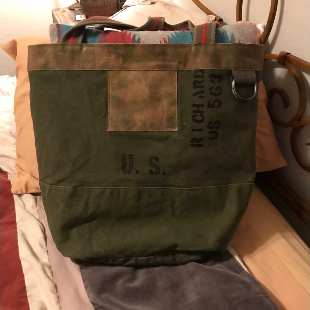 Upcycled canvas bags - Picture 1 of 2