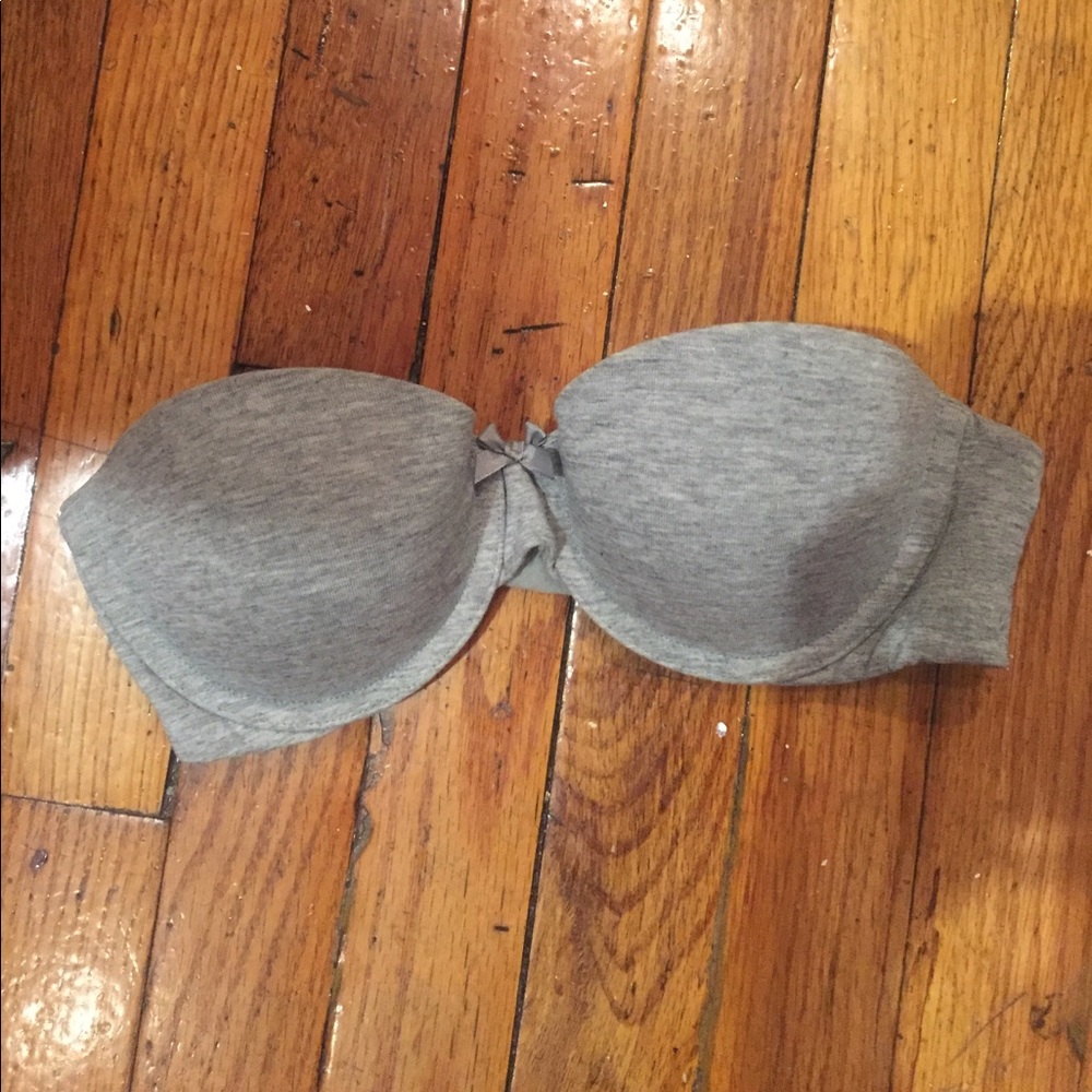 32b gray strapless VS bra