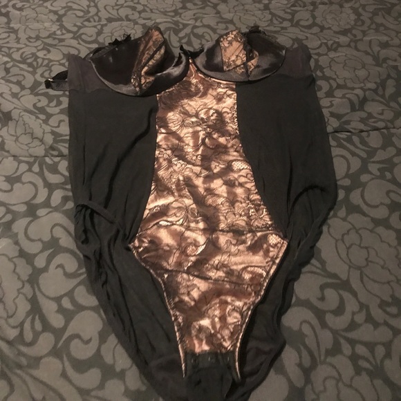 Cacique Other - New onesie