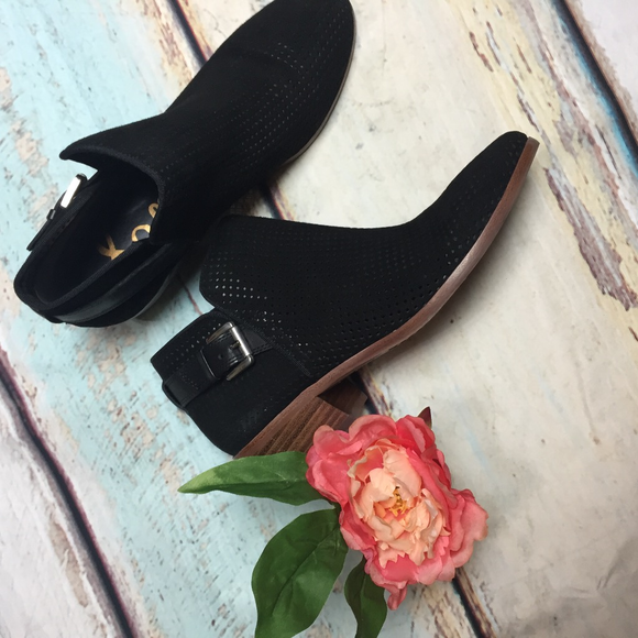 NIB Sam Edelman Paula Perforated Suede Ankle Boot - Picture 5 of 8