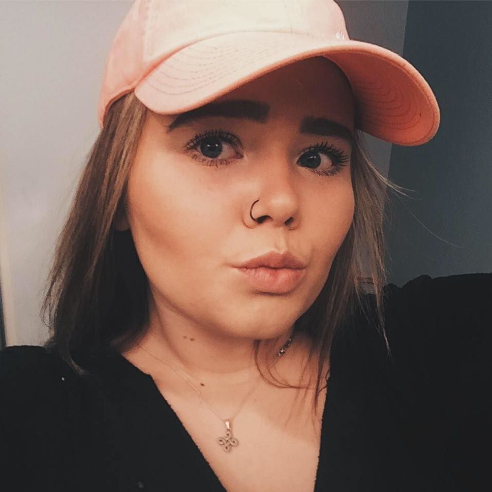 Meet your Posher, Britta