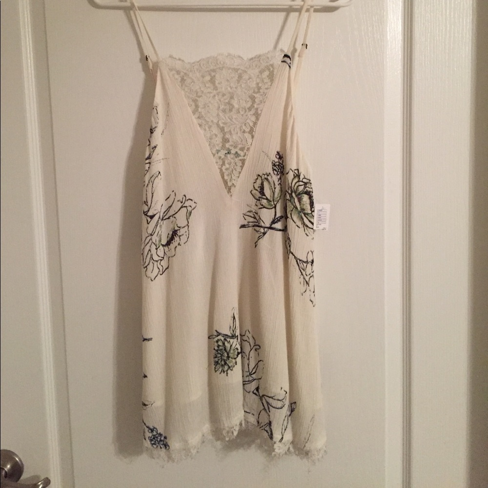 Urban outfitter tank