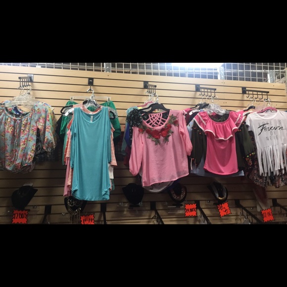 Cloths - Picture 8 of 8