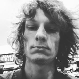 Meet your Posher, Laszlo