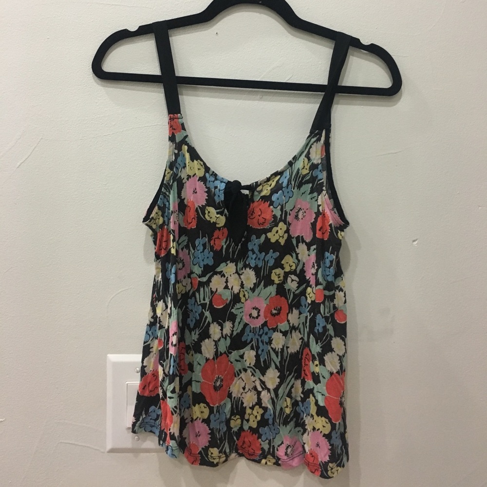 Black floral tank
