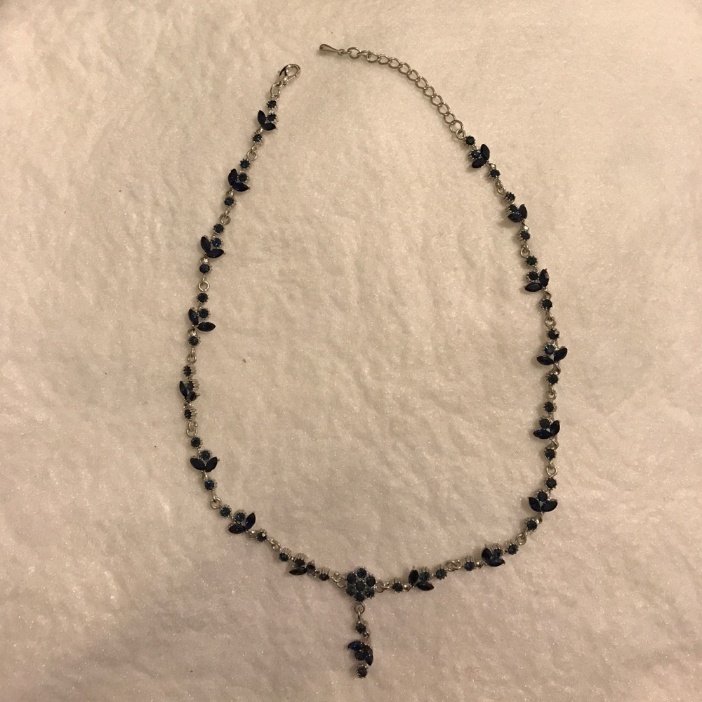 Necklace - Picture 2 of 3