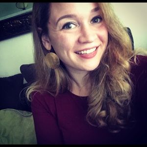 Meet your Posher, Leah