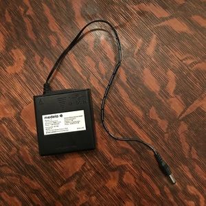 Medela breast pump 12 volt battery pack