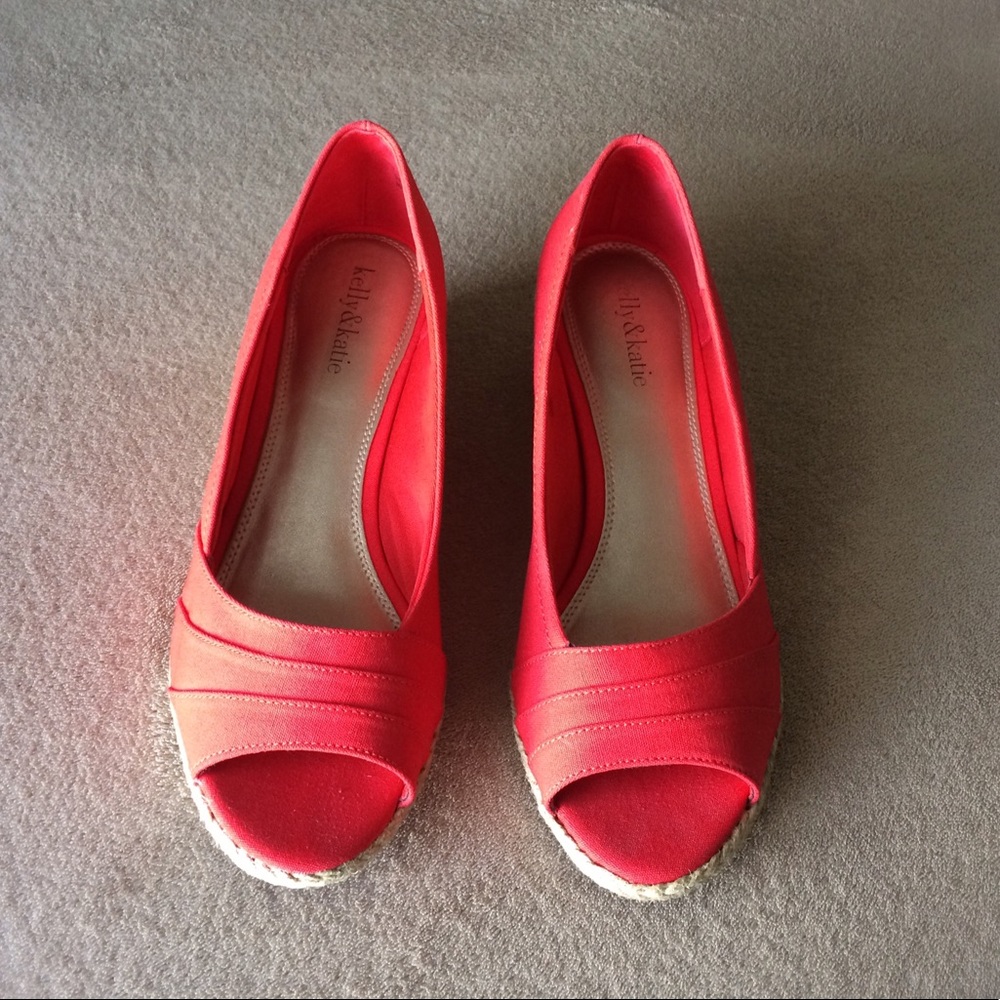Kelly & Katie Open Toe Wedges