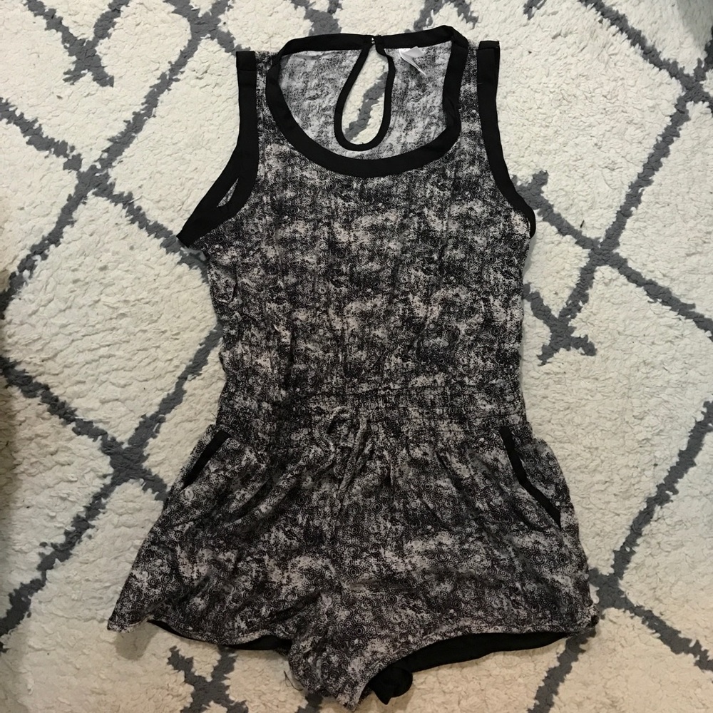 Xhilaration Printed Romper