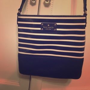 Kate spade navy and white cross body