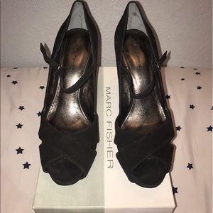 MARC FISHER BLACK SUEDE HEELS(price negotiable)