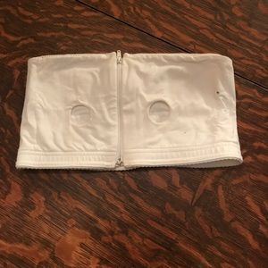 Medela hands- free pumping bra