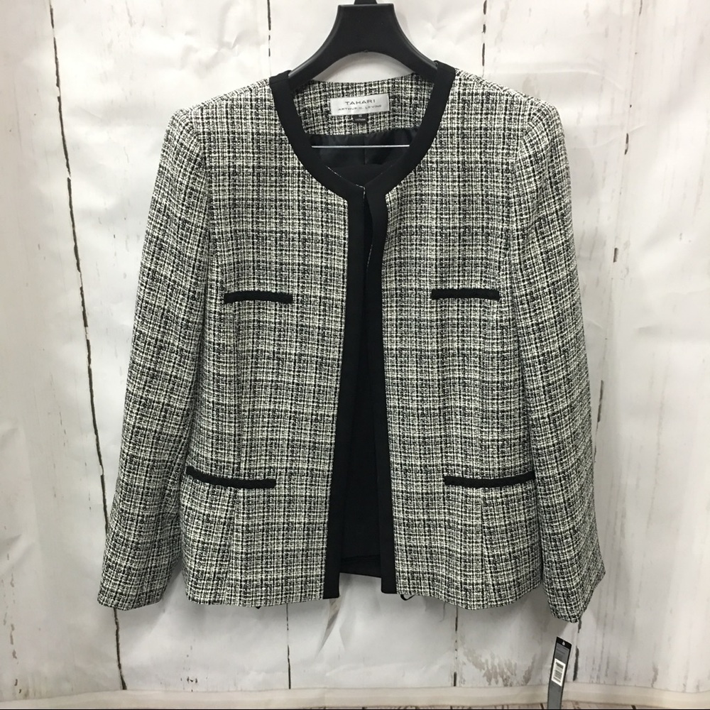 NWT TAHARI Tweed CHANEL style  pant suit