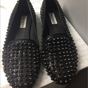 STEVE MADDEN STUDDED FLATS