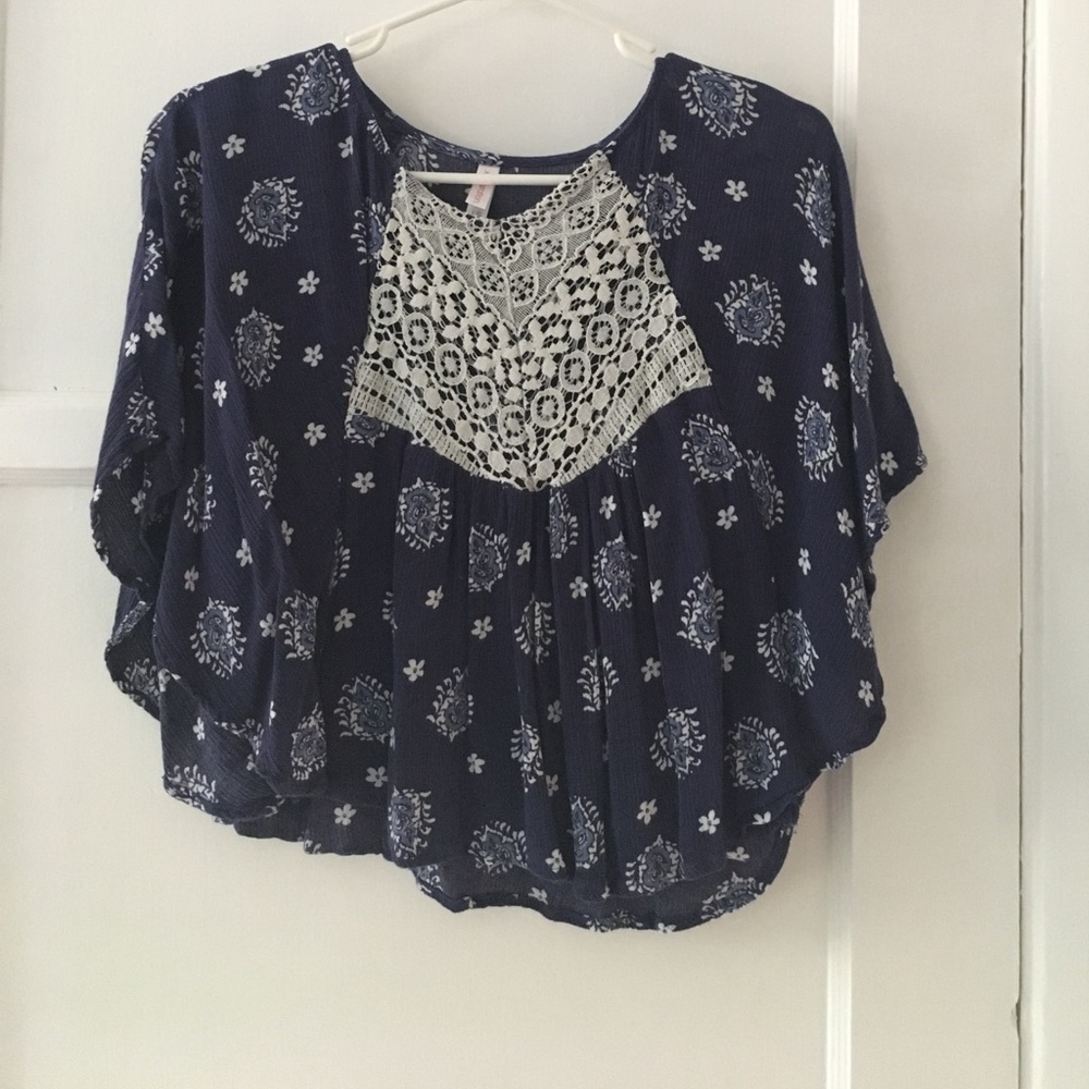 Adorable boho top