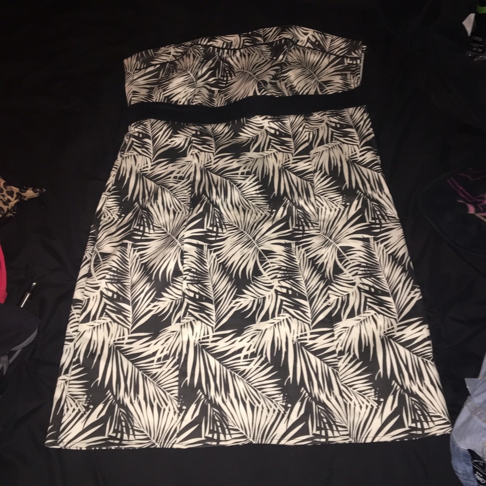 Cute summer above the knee dress