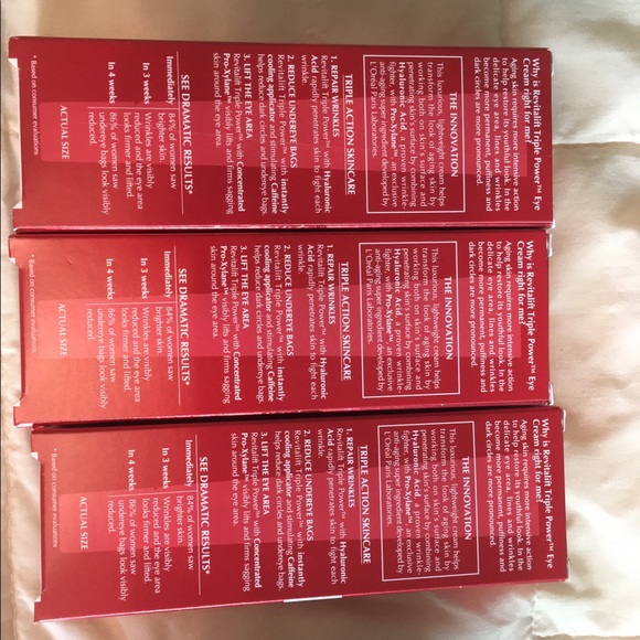 L'Oreal Revitalift Triple Power Eye Treatment - Picture 2 of 2